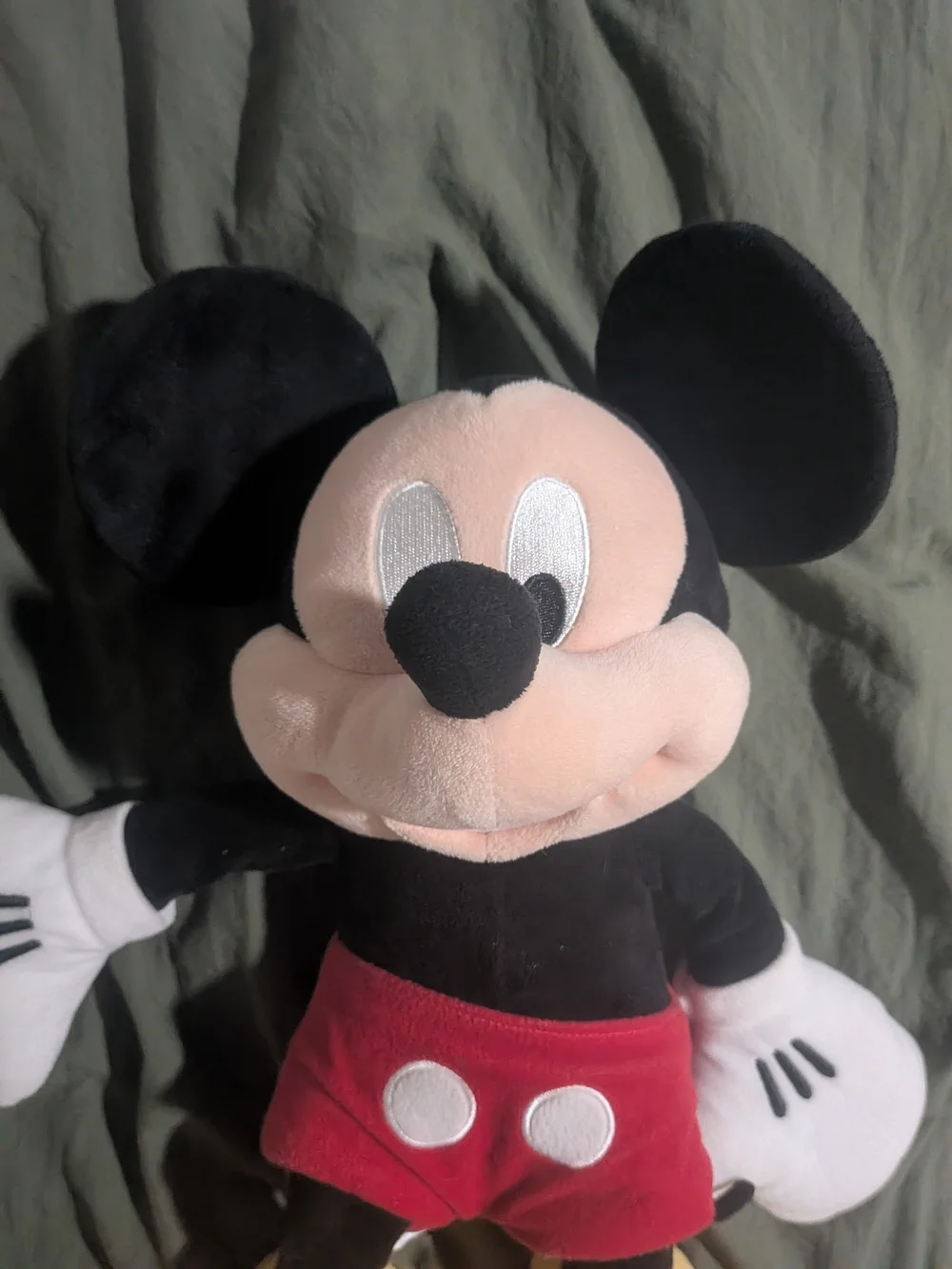 Disney Mickey Mouse Plush 16” Pre owned Magical Kingdom Classic Mickey